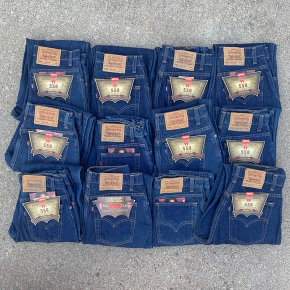 Deadstock NEW WITH TAG Vintage 1990's Levi's 550 Dark Blue Jeans - Picture 4 of 5